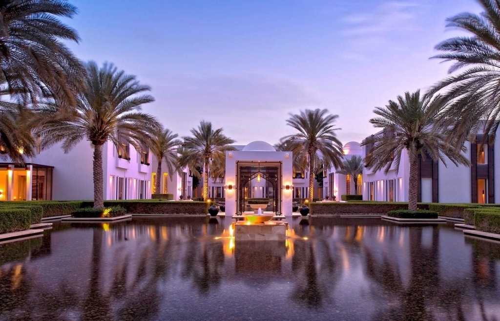 Luxury beach villa in Oman, prime investment for young professionals