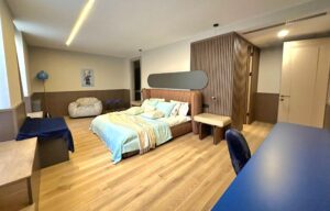 Luxury 5-Bedroom Seafront Villa in Yalıkavak