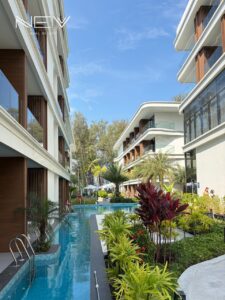 Thailand, Phuket: Ready-to-Move-In Apartments 50 m from Bang Tao Beach